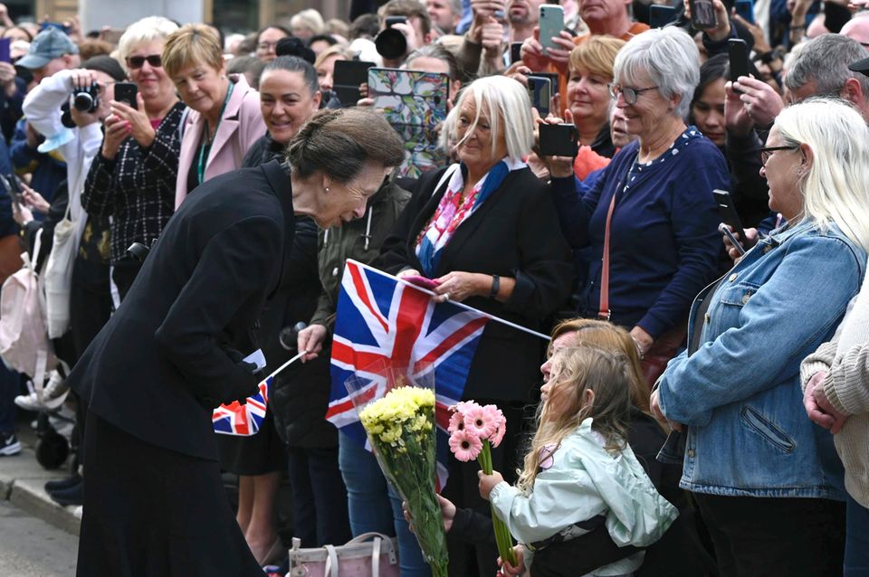 Prinzessin Anne ist in Glasgow angekommen. Prinzessin Anne ist in Glasgow angekommen.