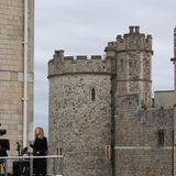 Staatsbegräbnis Queen: Medenvertreterin vor Schloss Windsor