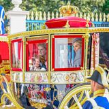 König Willem + Königin Máxima: Prinzessin Amalia in Kutsche