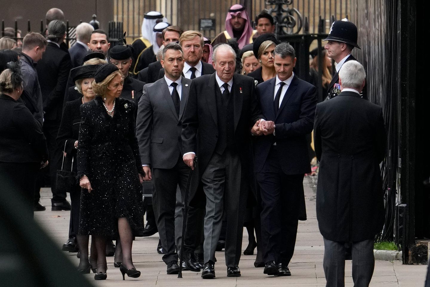 Former King of Spain Juan Carlos with his wife Sofia at the funeral of Queen Elizabeth, † 96