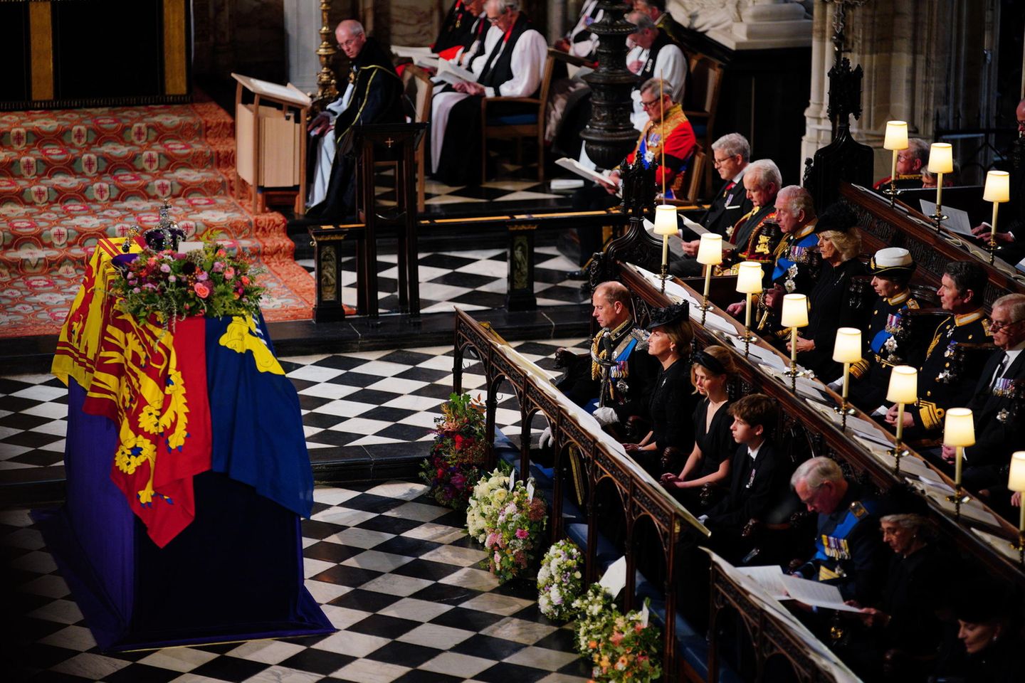 Die britische Königsfamilie bei der Trauerfeier für Queen Elizabeth