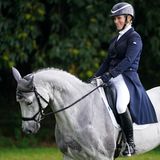 Zara Tindall: auf dem Pferd