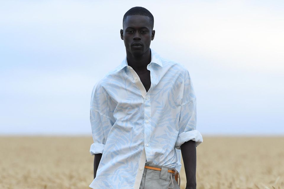 Alpha Dia: Alpha Dia auf dem Laufsteg von Jacquemus Spring-Summer 2021 Alpha Dia auf dem Laufsteg von Jacquemus Spring-Summer 2021