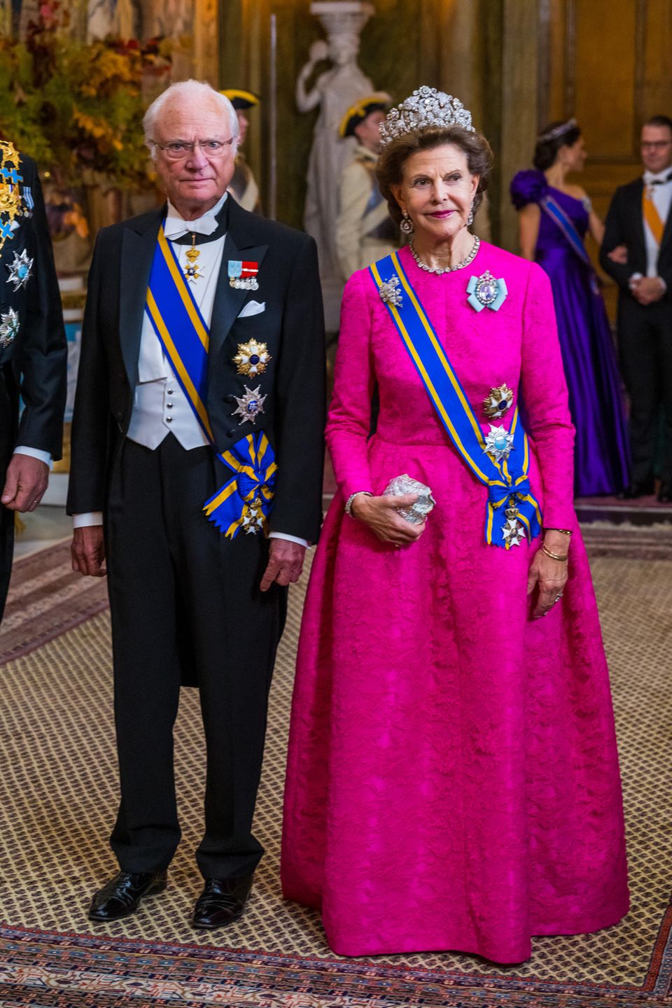Queen Silvia at the state banquet in hot pink