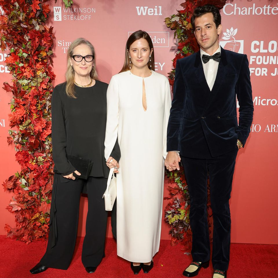 Meryl Streep, Grace Gummer, Mark Ronson