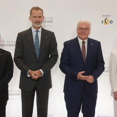 18. Oktober 2022  Tag zwei des offiziellen Staatsbesuchs startet für König Felipe mit einem Treffen mit dem spanischen Außenminister José Manuel Albares, Bundespräsident Frank-Walter Steinmeier und Unternehmerin Liz Mohn im Rahmen des Deutsch-Spanischen Forums in Berlin.