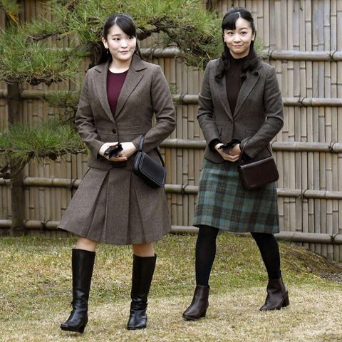 Prinzessin Mako (links) und Prinzessin Kako (rechts)