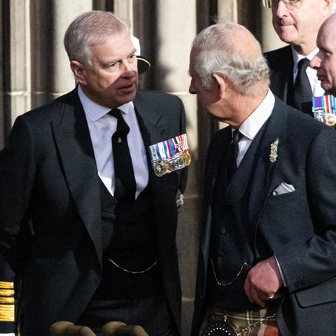 Prinz Andrew und König Charles