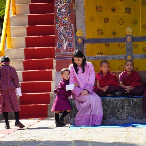 Bhutan Royals: Königin Jetsun Pema mit ihrem jüngsten Sohn