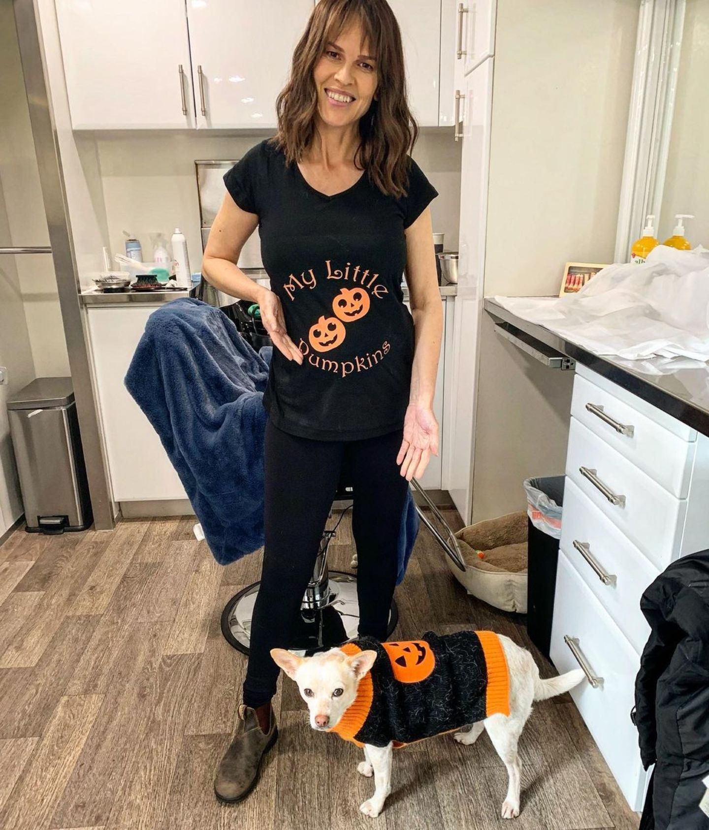 Hilary Swank: Babybauch Halloween