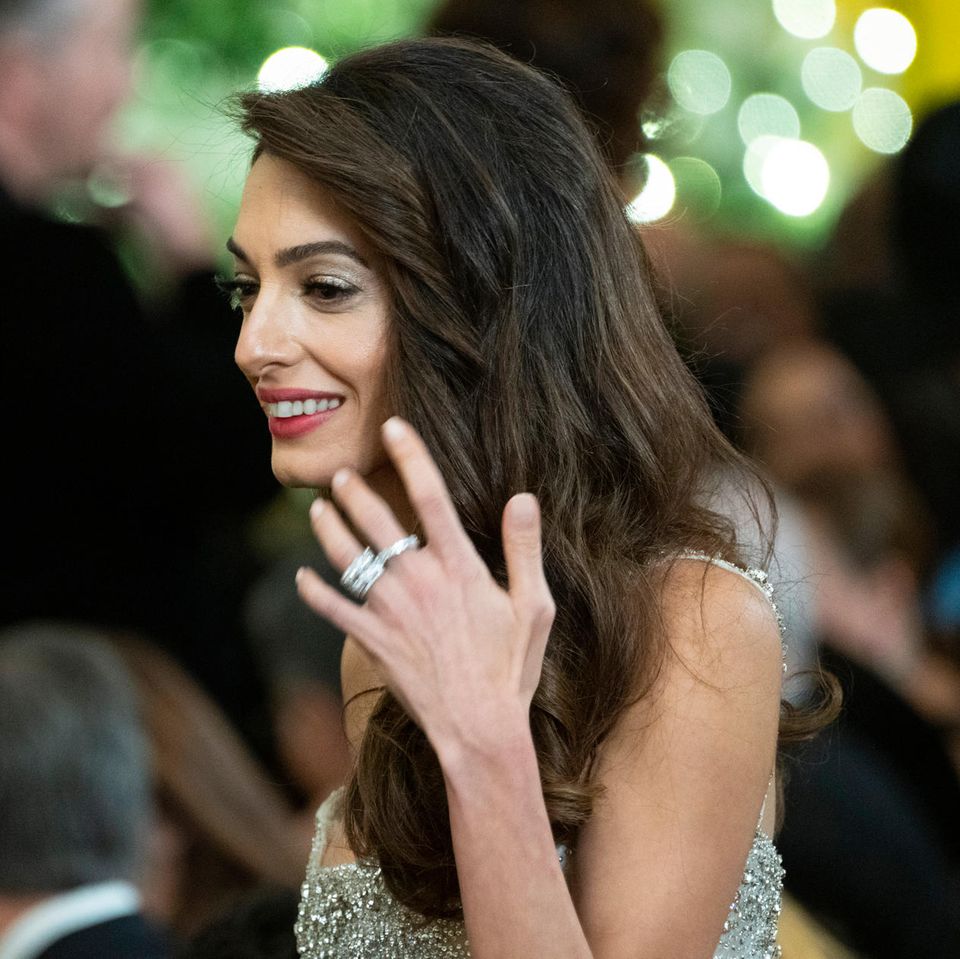 Glamour pur von Kopf bis Fuß: Amal Clooney bei der 45. "Kennedy Center Honors"-Zeremonie in Washington DC.
