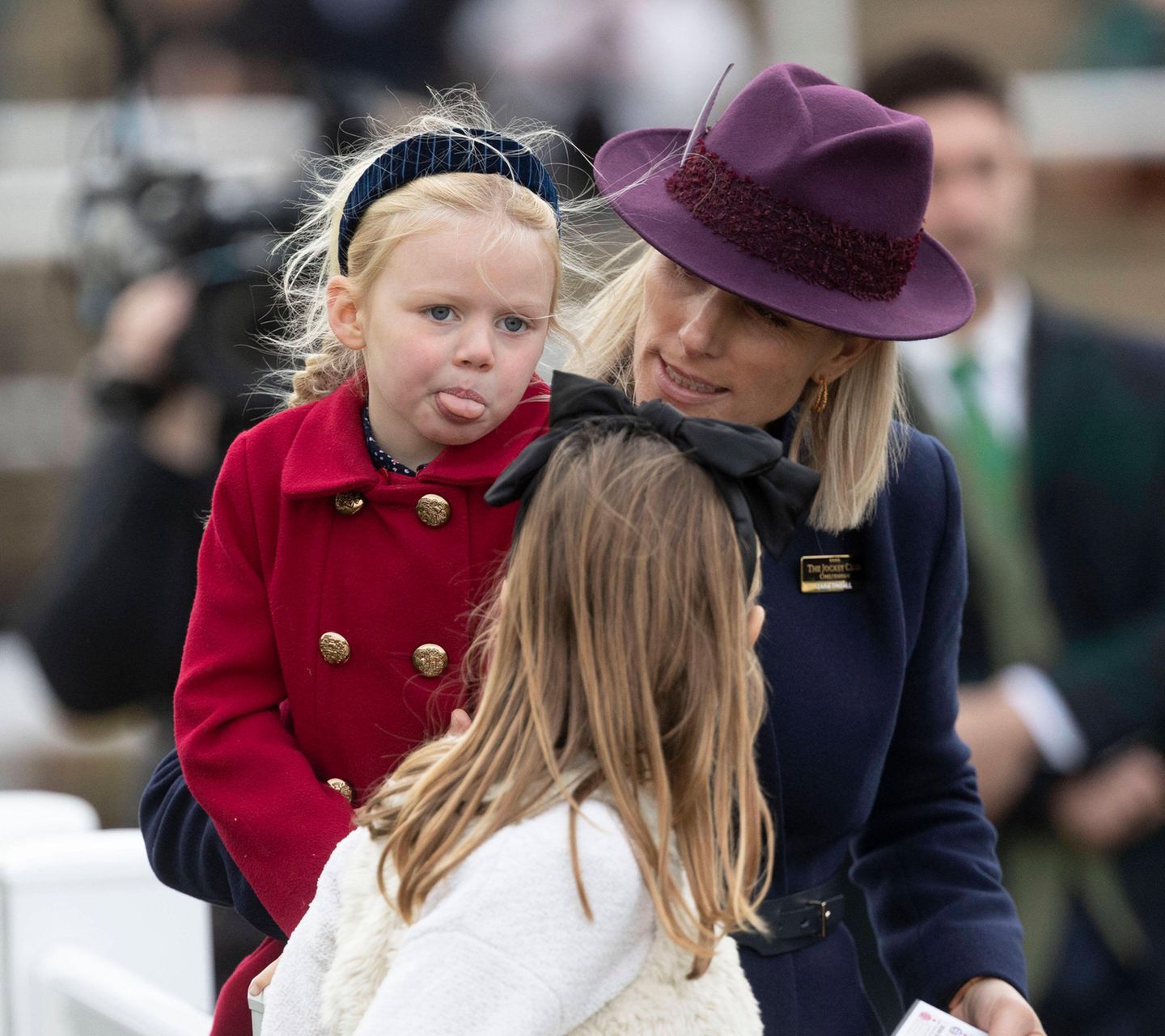 Zara Tindall + Mike Tindall: Die Familie Der Queen-Enkelin Und Ihre ...