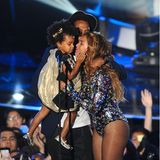 Blue Ivy Carter, das erste Kind der Superstars Beyoncé und Jay-Z, stand schon früh in der Öffentlichkeit. Beim gemeinsamen Auftritt mit ihren Eltern bei den MTV Video Music Awards 2014 war sie noch ein süßer Fratz mit Ballerinas und Schleifchen im Haar.