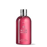 Es wird feurig! Die "Fiery Pink Pepper"-Kollektion von Molton Brown verbindet rosa Pfeffer mit Ingwer und Patschuli. Der süßlich-würzige Duft ist garantiert etwas besonderes. Showergel für rund 28 Euro erhältlich.