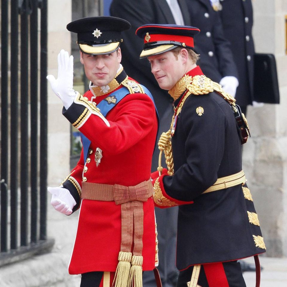 Prinz William mit Prinz Harry bei seiner Hochzeit 2011