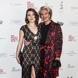 Die guten Gene und natürlich auch das herzliche Lachen hat die 23-jährige Gaia Romilly Wise von ihrer weltberühmten Mutter Emma Thompson geerbt. Die beiden Schauspielerinnen waren gerade gemeinsam auf dem Red Carpet der Inspiration Awards For Women 2023 in London zu sehen.