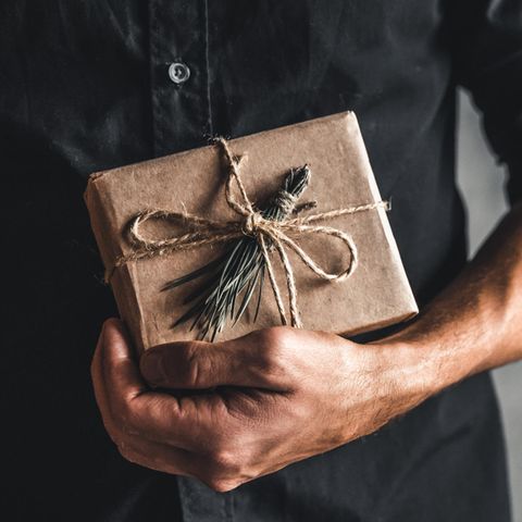 Valentinstag-Geschenk für den Freund: So machen Sie Ihrem Partner am Tag der Liebe eine Freude