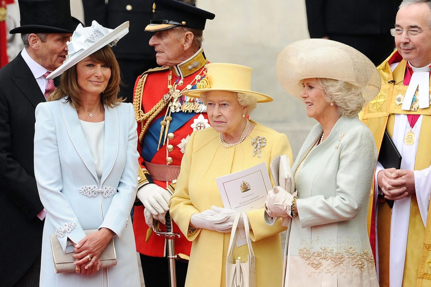 Carole Middleton (li.), Queen Elizabeth (†) und die damalige Herzogin Camilla