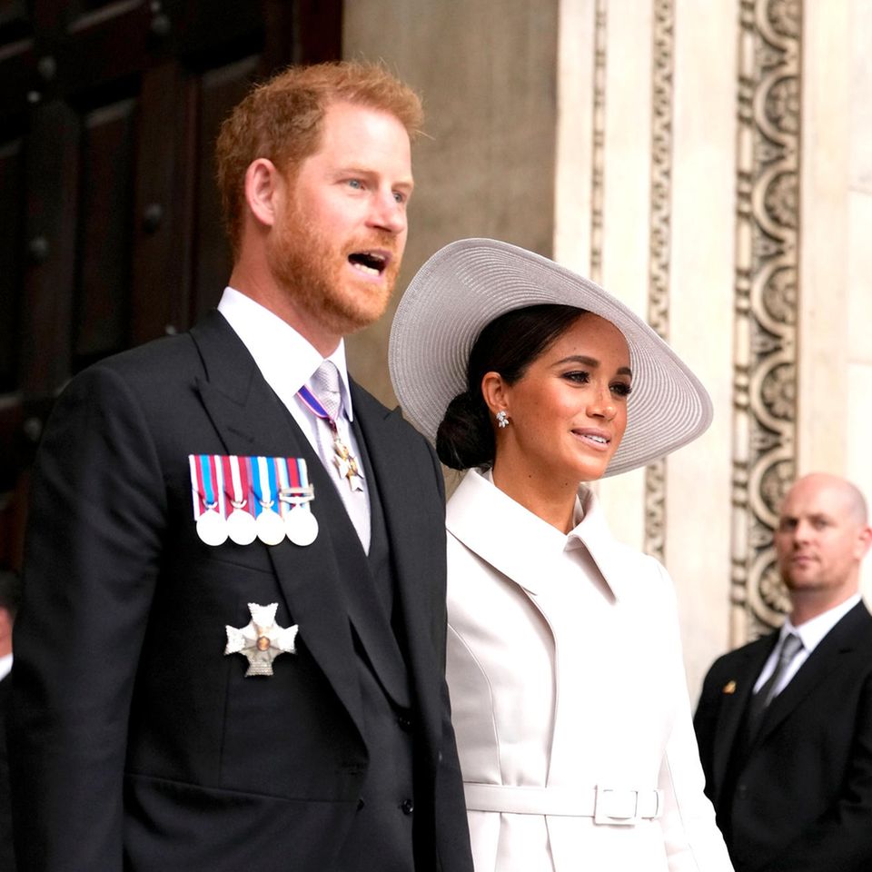 Prinz Harry + Herzogin Meghan: Enthüllt! Palast Plant Mit Ihrer ...