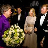 Das niederländische Königspaar, Präsidentin Zuzana Caputova und Juraj Rizman treffen nach dem Konzert auf die Musiker des heutigen Abends. 