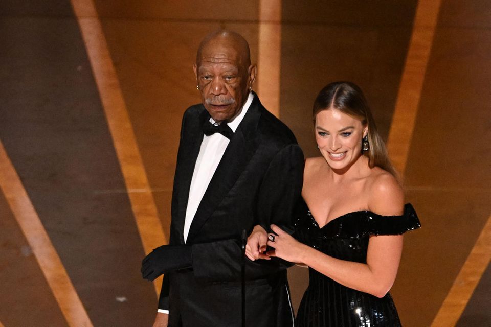 Oscars 2023: Morgan Freeman und Margot Robbie Morgan Freeman und Margot Robbie