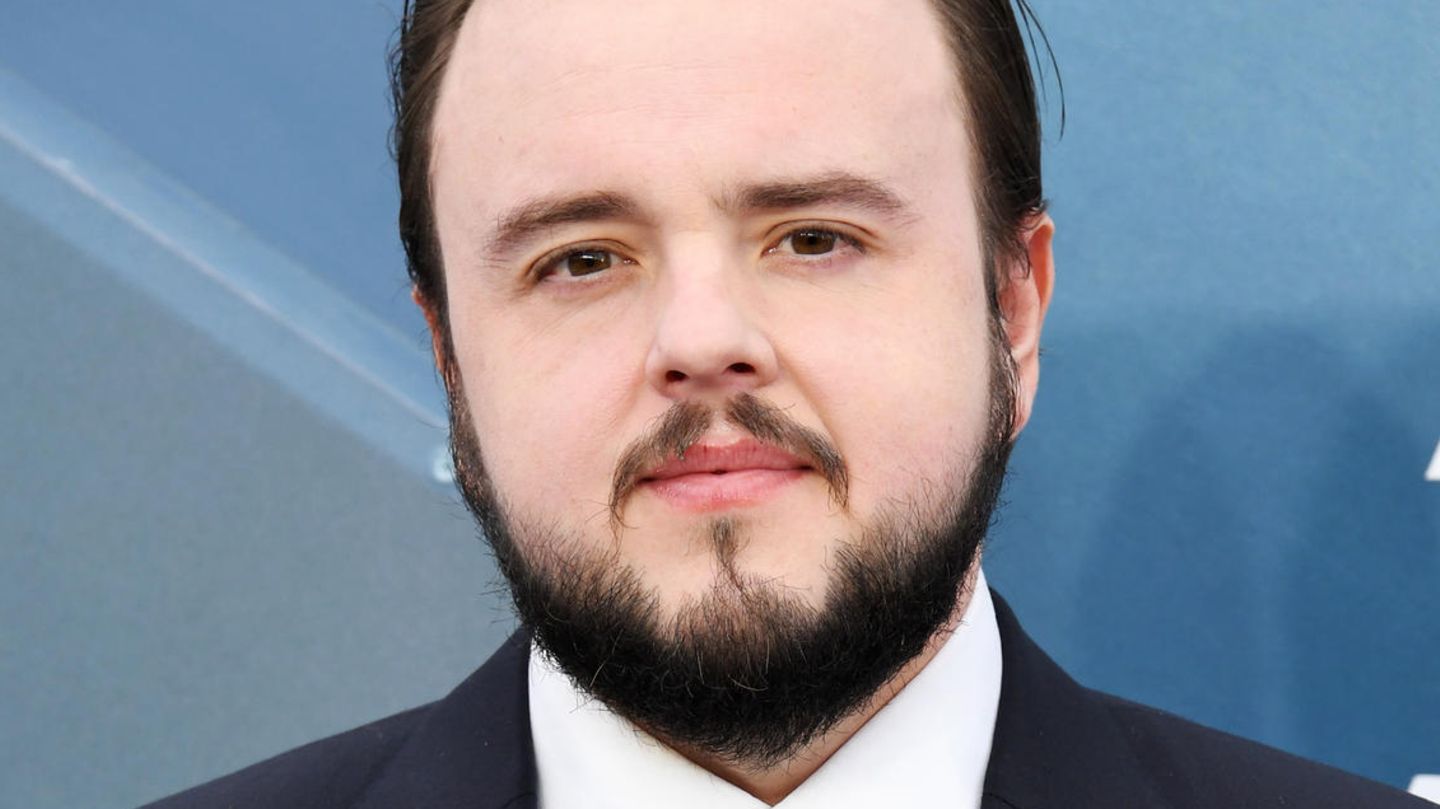 john brady actor net worth - Ilustrasi 2