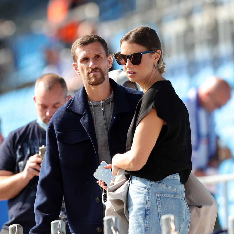 Simon Zoller und Laura Wontorra