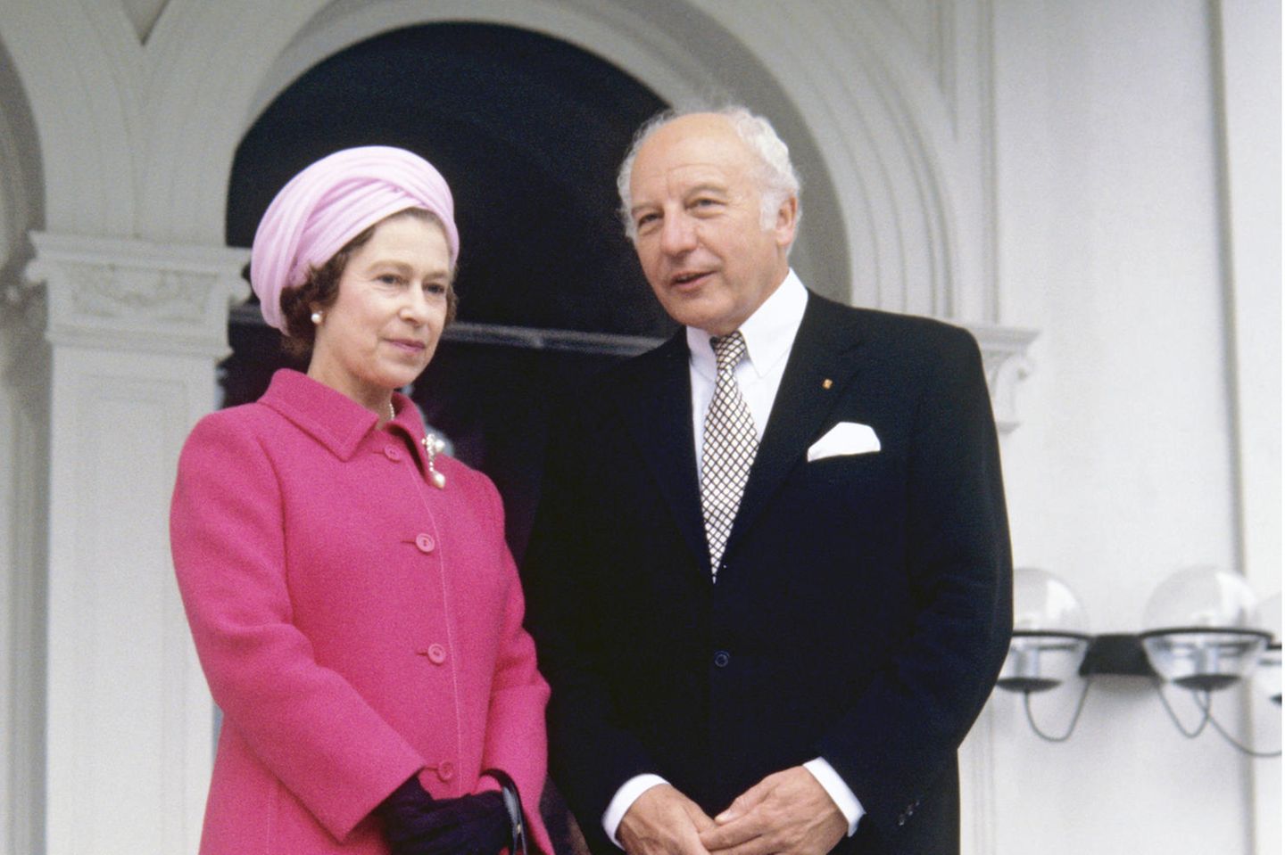Queen Elizabeth und Walter Scheel in Bonn im Jahr 1978
