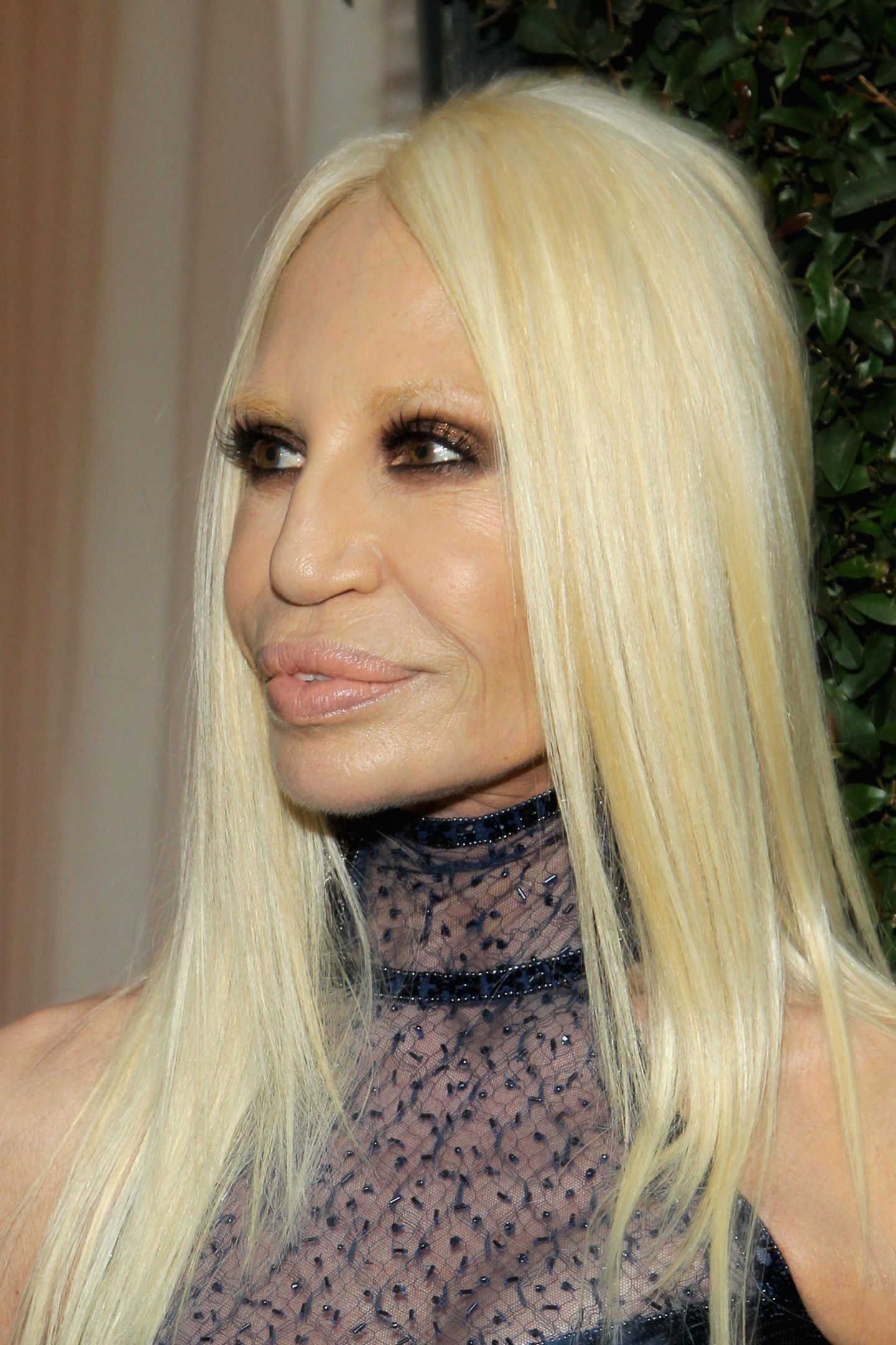 Donatella Versace Der Beauty Wandel Der Modesch Pferin Gala De