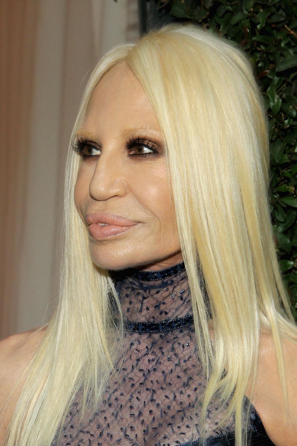 Donatella Versace: Der Beauty-Wandel der Modeschöpferin | GALA.de