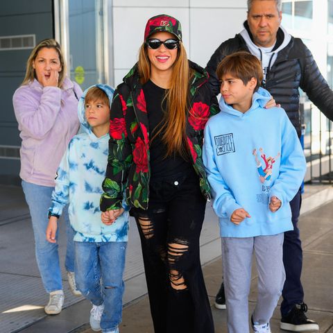 Shakira mit ihren Söhnen Sasha und Milan