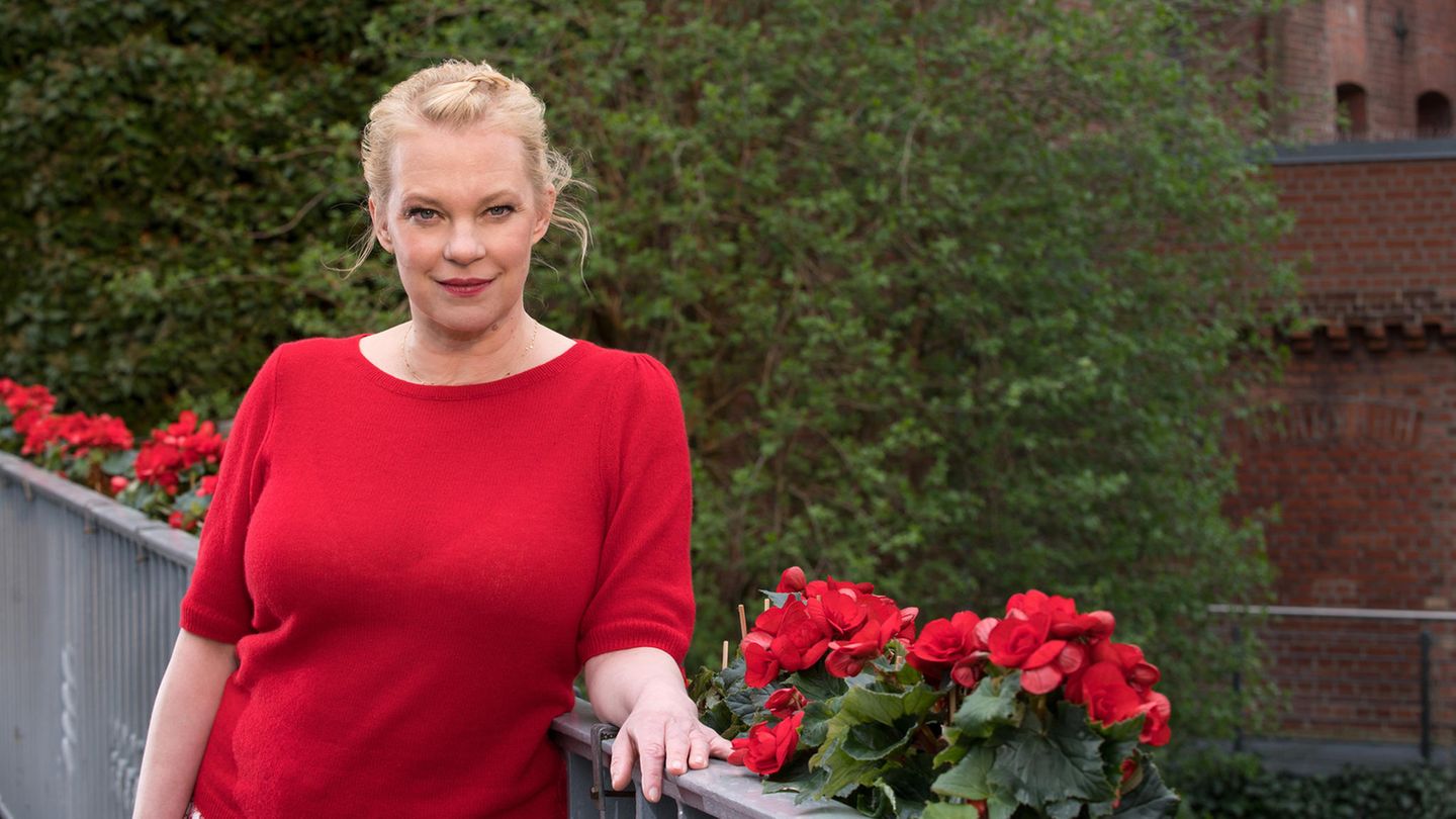 Rote Rosen: Darstellerin erstattet Anzeige wegen Beleidigungen | GALA.de