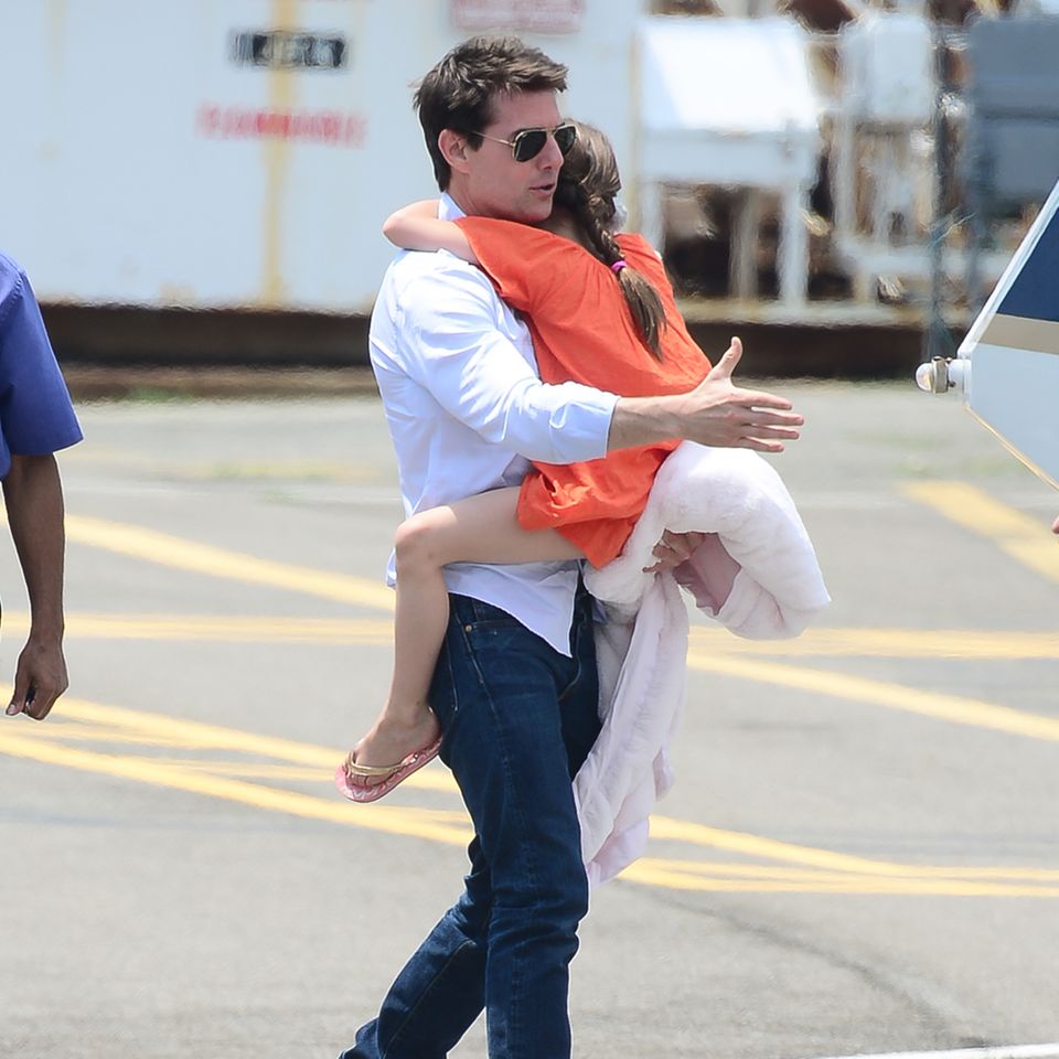 Tom Cruise und Tochter Suri im Jahr 2012.