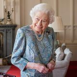 28. April 2022  Auch heute nimmt sich die britische Monarchin Zeit für eine Audienz. Gut gelaunt trifft Queen Elizabeth den Präsidenten der Schweiz auf Schloss Windsor. 
