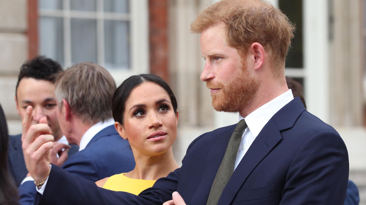 Duchess Meghan: Video shows her hidden anger at Prince Harry