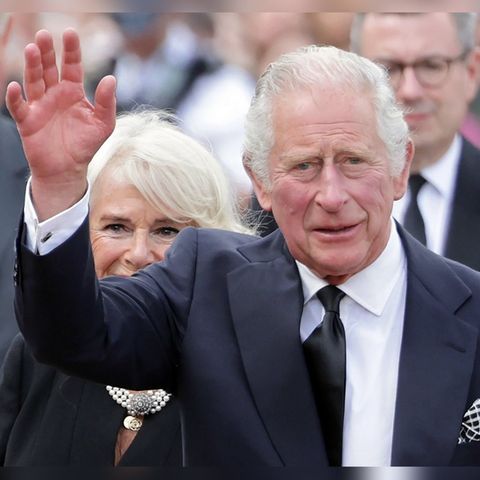 Am 6. Mai 2023 wird König Charles III. in London gekrönt. Am 4. Mai erscheint ein James-Bond-Roman, in dem ein Attentat währen