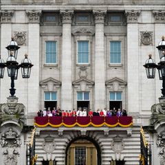 Natürlich zeigen sich auch die andern Mitglieder der Royal Family auf dem Palastbalkon.