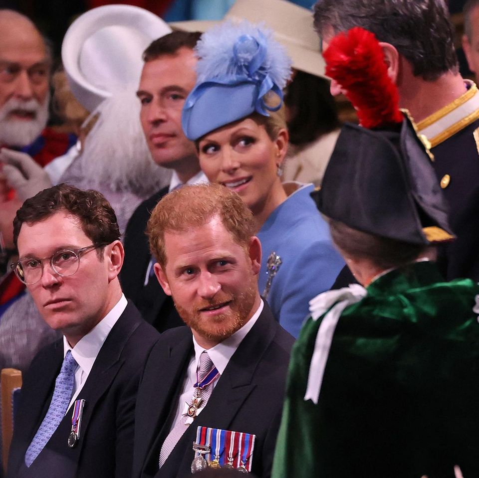 Prinz Harry mit Mitgliedern der Royal Family