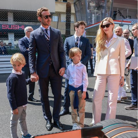 Pierre Casiraghi mit Ehefrau Beatrice und Söhnen beim Monaco E-Prix 2023