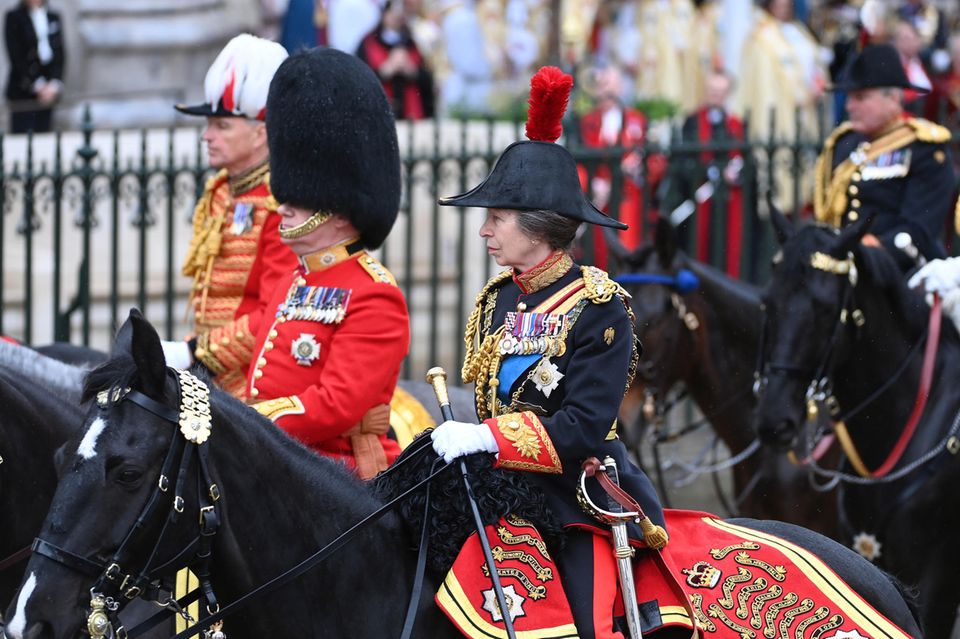 Prinzessin Anne am Tag der Krönung, 6. Mai 2023, als "Gold-Stick-in-Waiting" in der Prozession zum Buckingham Palast