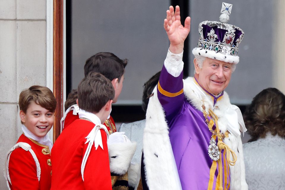 Prinz George: Für ihn änderte Charles die Kleiderordnung bei seiner ...