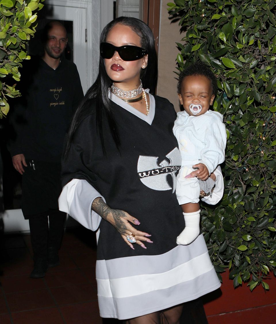 Rihanna mit ihrem Söhnchen RZA Athelston Mayers