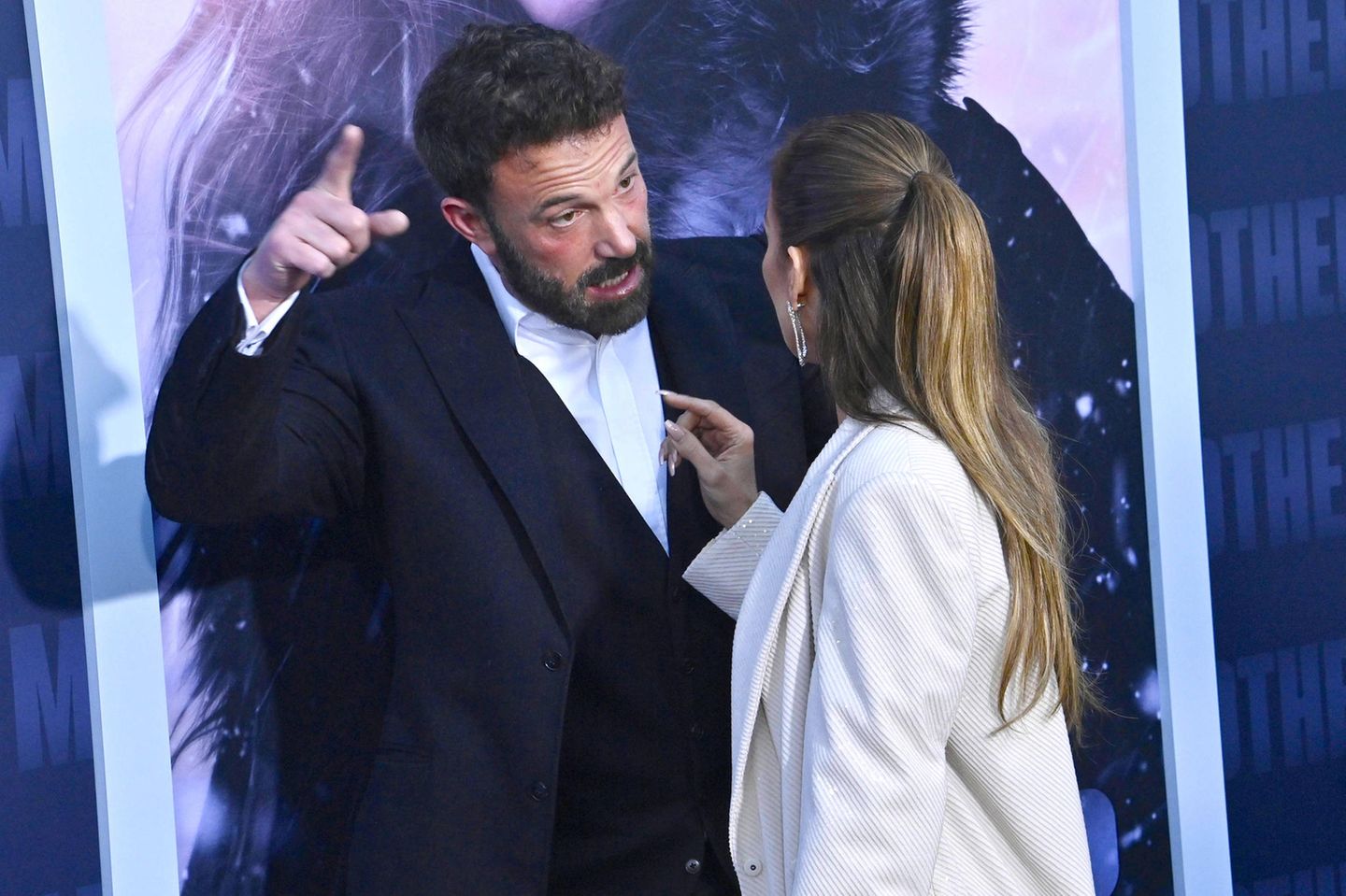Ben Affleck Jennifer Lopez Erneuter Streit Vor Laufender Kamera Ben Affleck Jennifer Lopez Erneuter Streit Vor Laufender Kamera