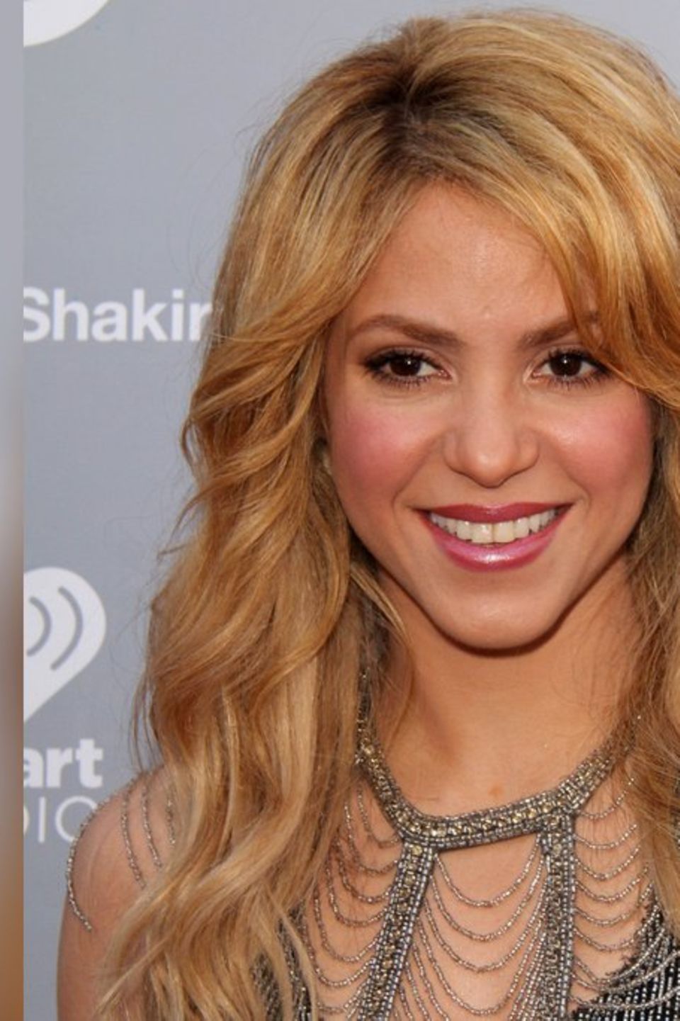 Shakira singt in ihrem neuen Lied darüber, wie ihre Söhne ihr nach der Trennung Kraft geben. Milan und Sasha sind in dem Song