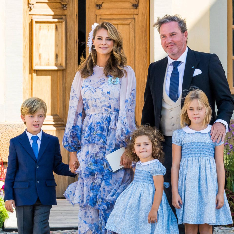 Prinzessin Madeleine mit Chris O'Neill und Prinz Nicolas, Prinzessin Adrienne und Prinzessin Leonore