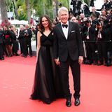 Über 20 Jahre sind Calista Flockhart und Harrison Ford nun schon glücklich, und wie sie bei der "Indiana Jones" Premiere in Cannes beweisen, sind sie auch immer noch ein echtes Glamour-Paar.