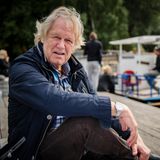 2015 filmte Gunther Gabriel die TV Produktion "Kaept'n Kasi - Auf hoher Spree", wo diese Aufnahme entstanden ist. 2017 feierte Gunther Gabriel seinen 75. Geburtstag. Auf dem Rückweg zu seinem Zimmer stürzte der Sänger schwer auf der Treppe, zog sich unter anderem einen Halswirbelbruch zu. Rund zwei Wochen später starb Gabriel an den Folgen der Operationen seines Halswirbels. Seine Asche wurde in der Ostsee bestattet.