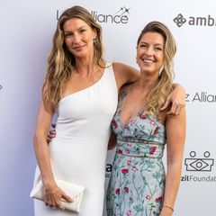 Zur "Luz Alliance Fund Miami Gala" in Miami bringt Gisele Bündchen ihre zauberhafte Zwillingsschwester Patricia mit. Gemeinsam strahlen die Schwestern auf dem roten Teppich und sind bereit für einen spendenreichen Abend. 