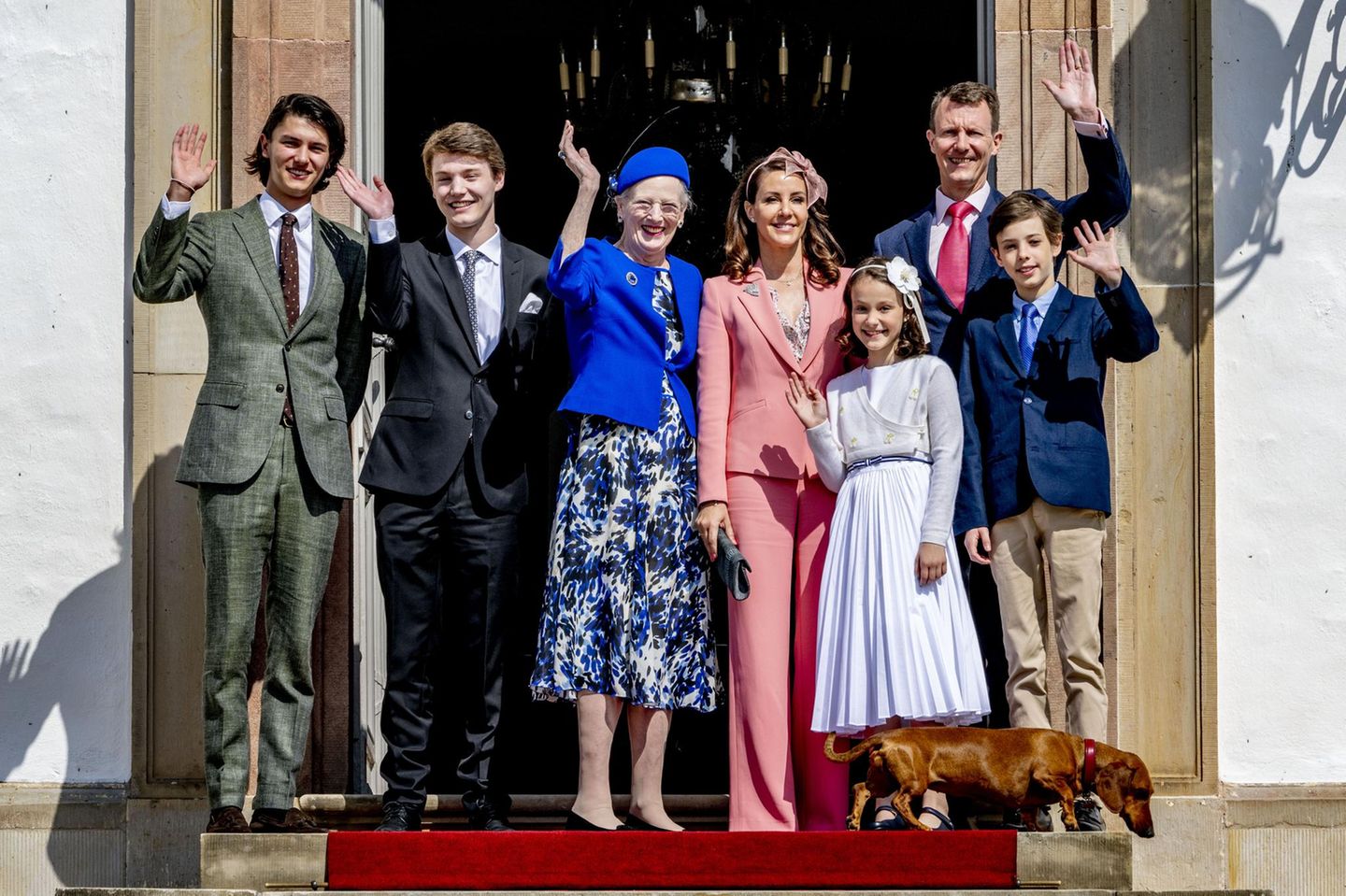 Graf Nikolai, Graf Felix, Königin Margrethe, Prinzessin Marie, Gräfin Athena, Prinz Joachim und Graf Henrik