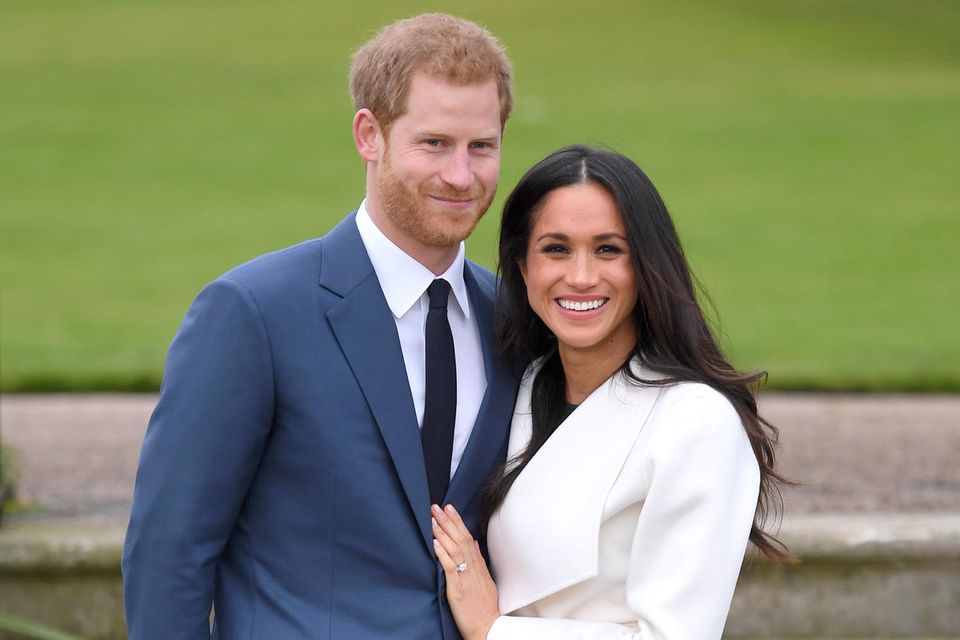Prinz Harry und Herzogin Meghan, damals noch Meghan Markle, beim offiziellen Fototermin für ihre Verlobung im November 2017 vor dem Kensington Palast